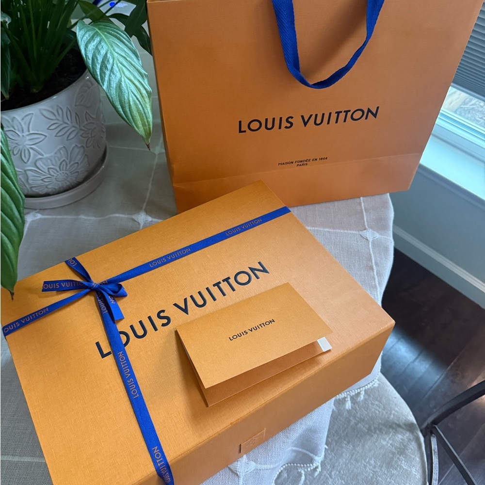 Louis Vuitton Orange Box with Blue Accents